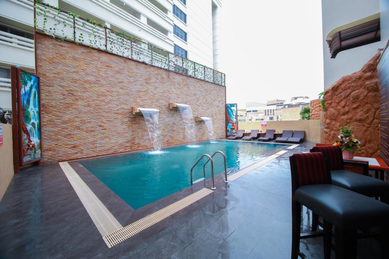 Leiview Hotel Chiang Mai Buitenkant foto